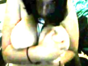 Webcam was busy with playing with her big saggy