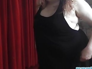 Bbw milf lapdances and gets her pussy licked and