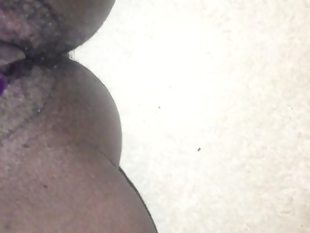 Real wet pussy poppin